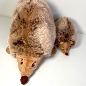Hedge hog stuffed animal set